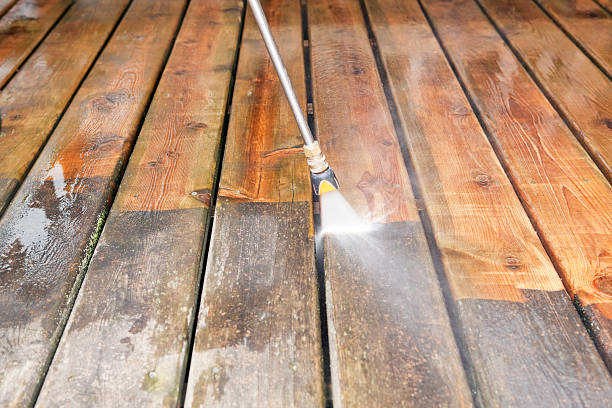 Best Gutter Cleaning and Brightening in Cuba City, WI